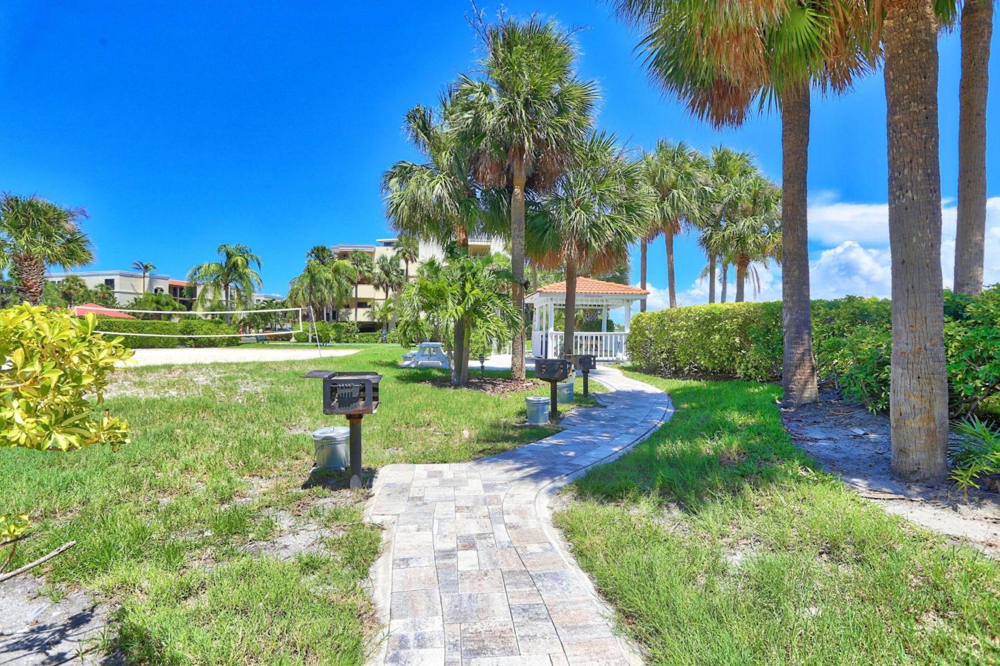 Villa Land's End 11-406 Beach Front - Premier St. Pete Beach Exterior foto